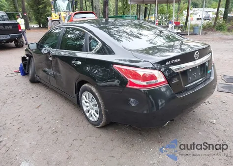 2013 Nissan Altima 2.5 S z USA, uszkodzony, nr VIN 1N4AL3AP6DC277237